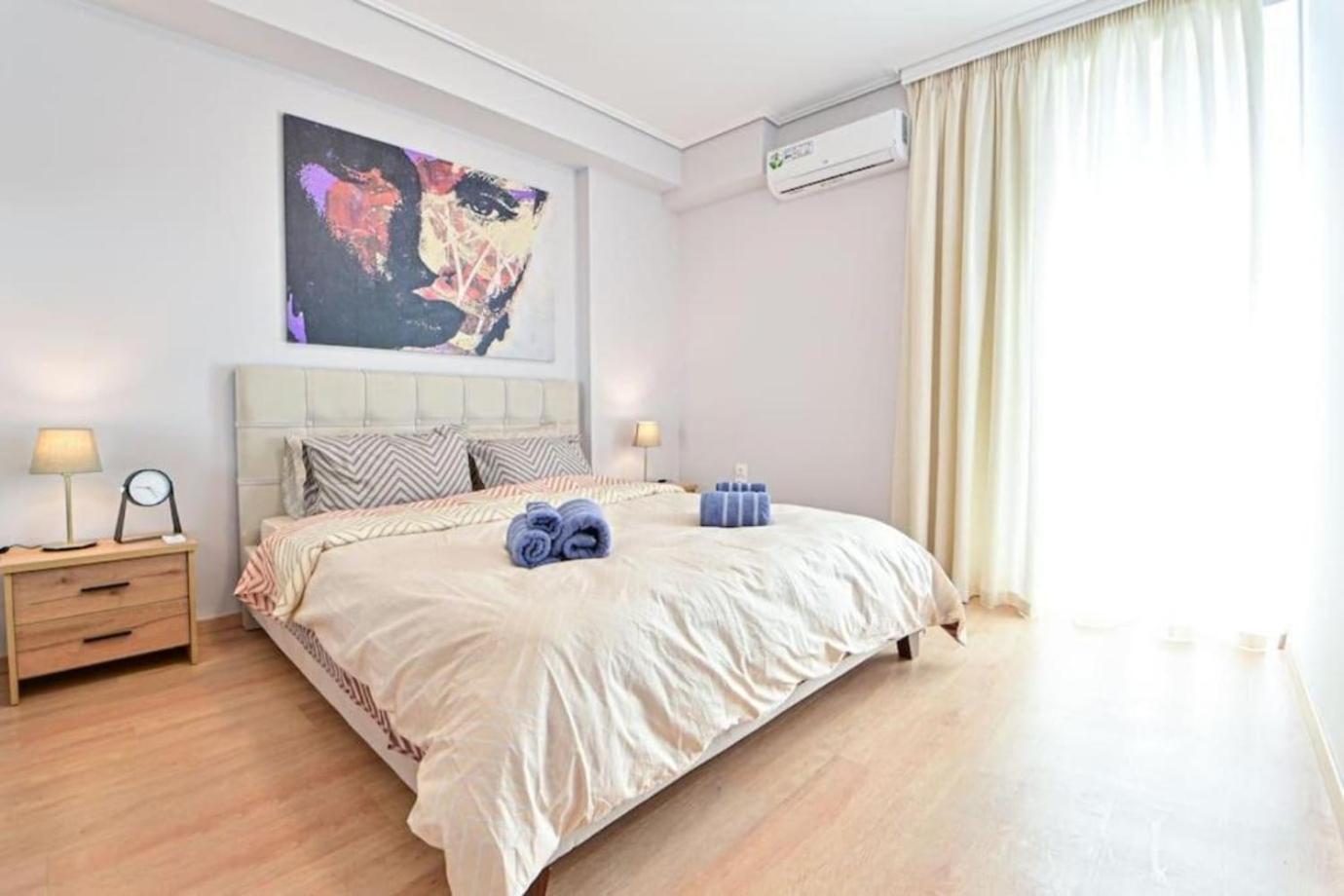 Cozy Apartment Located On Piraeus Port Area- Exteriör bild